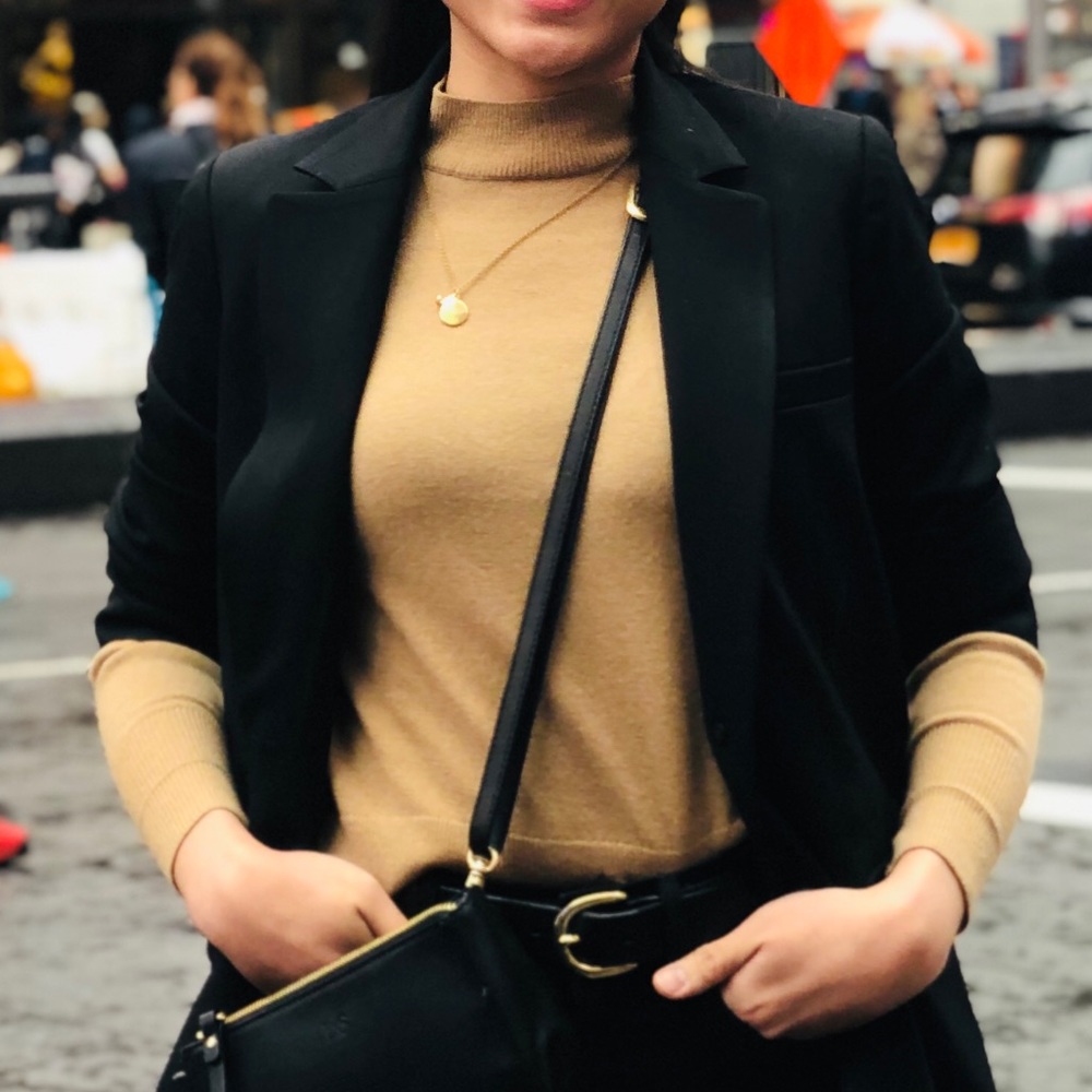 Everlane cashmere sweater